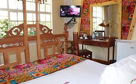 Parklands Shade Hotel